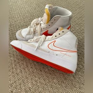 Nike Blazer Mid 77 SE size 8 women